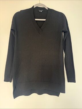 Theory Black V-Neck Women's Sweater